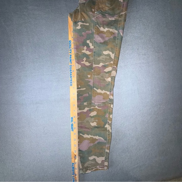 Anthropologie Girls high rise button fly camo utility camo slim pants 29 - Picture 4 of 12